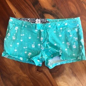 Volcom shorts